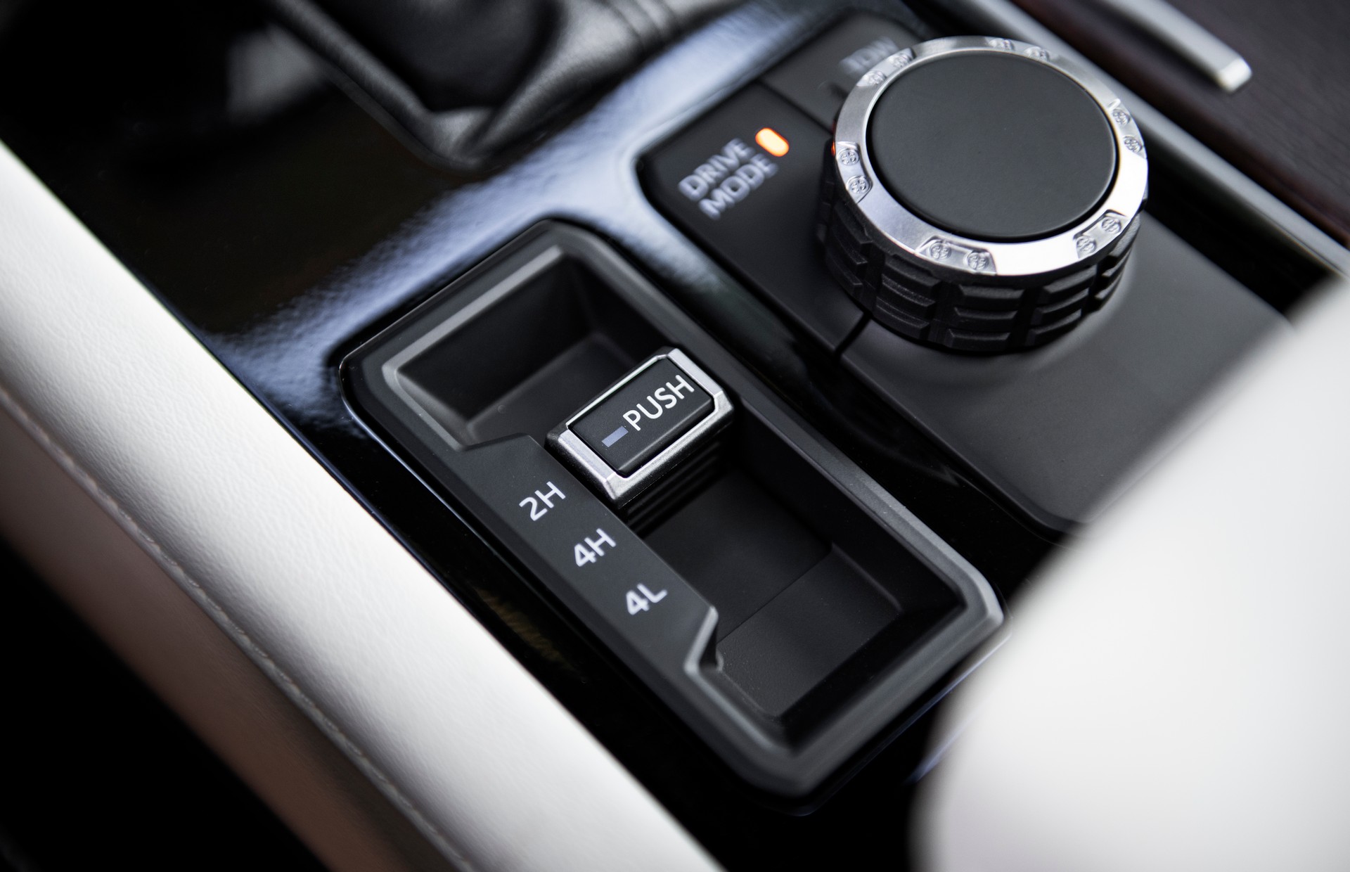 Download 2023 Toyota Sequoia Capstone - Interior, Detail HD Wallpaper 1920x1240 #94