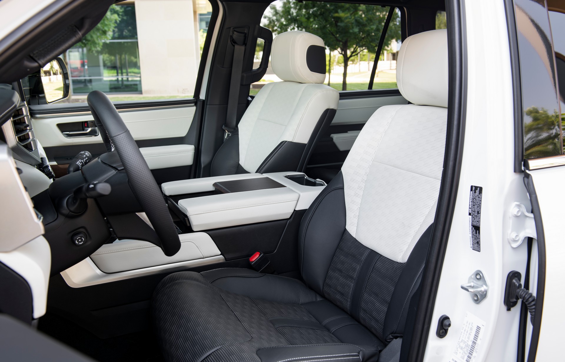 2023 Toyota Sequoia Capstone Interior, Front Seats Wallpapers 106