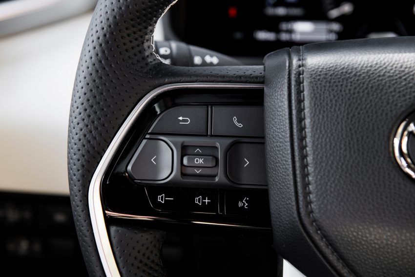 2023 Toyota Sequoia Capstone - Interior, Steering Wheel Wallpaper 850x567 #81