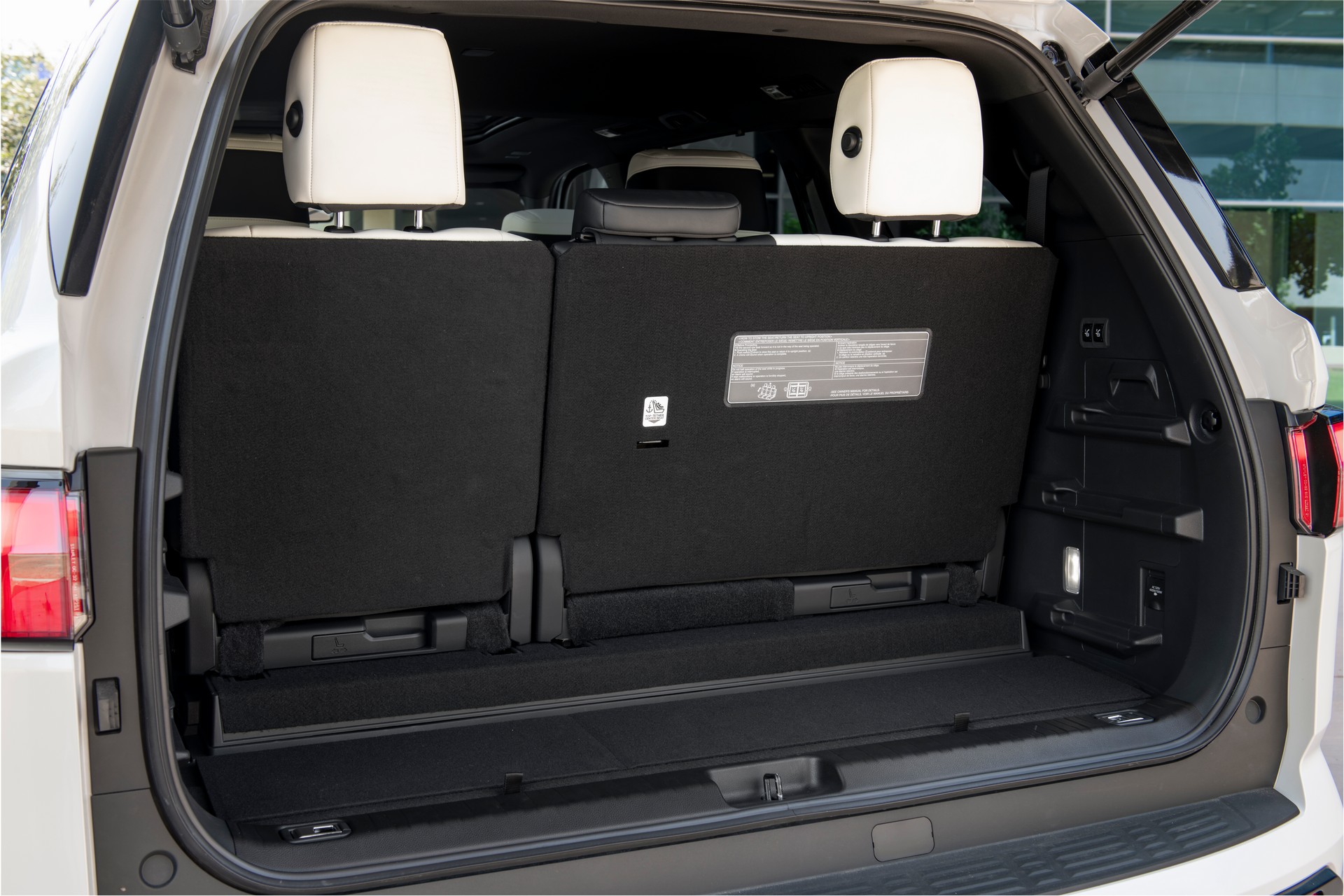 Download 2023 Toyota Sequoia Capstone - Trunk HD Wallpaper 1920x1280 #115