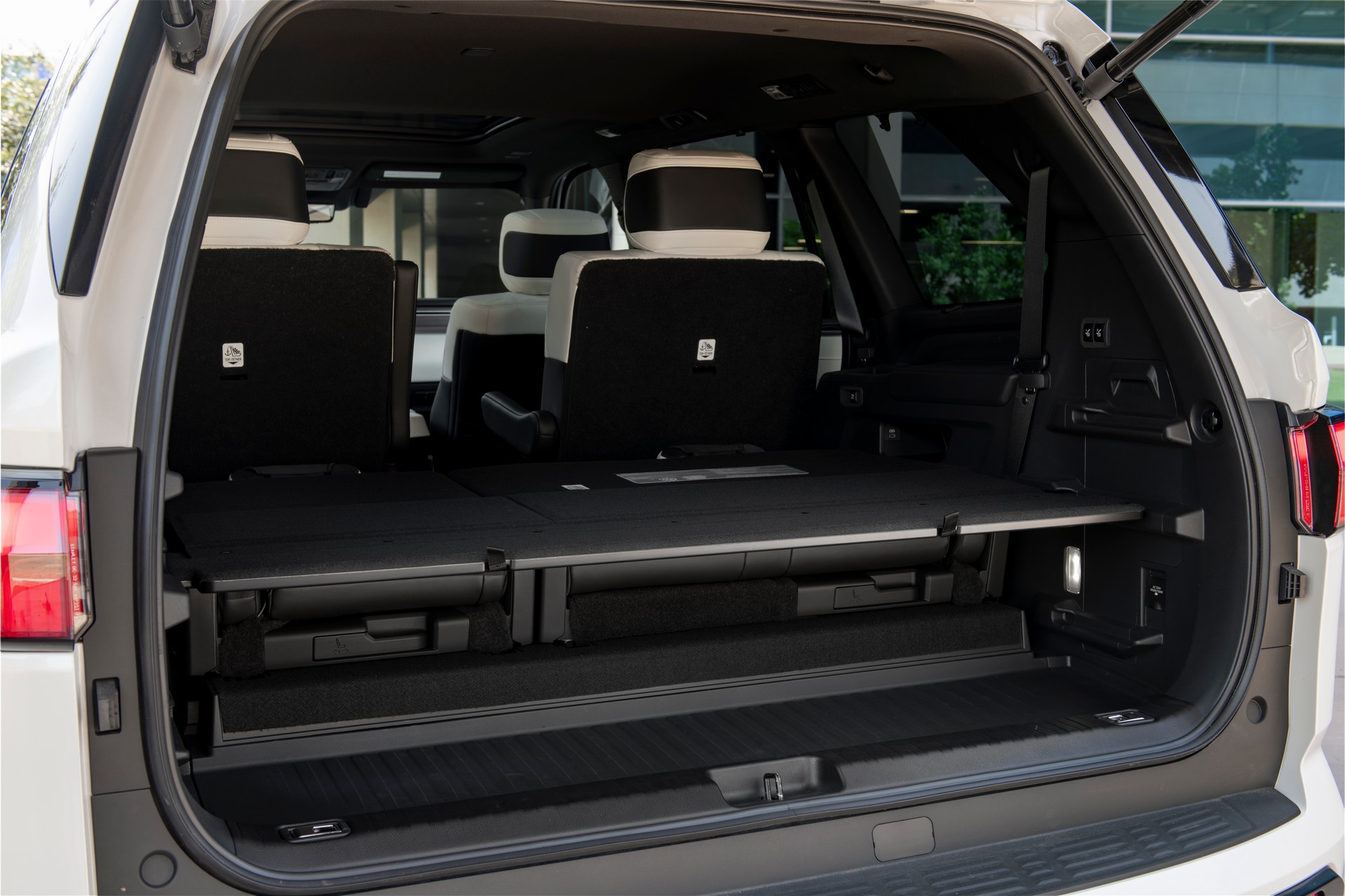Download 2023 Toyota Sequoia Capstone - Trunk HD Wallpaper 1920x1280 #118