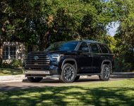 2023 Toyota Sequoia Limited - Front Three-Quarter Wallpaper 190x150