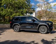 2023 Toyota Sequoia Limited - Front Three-Quarter Wallpaper 190x150