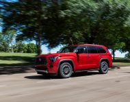 2023 Toyota Sequoia Limited - Front Three-Quarter Wallpaper 190x150
