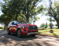 2023 Toyota Sequoia Limited - Front Three-Quarter Wallpaper 190x150