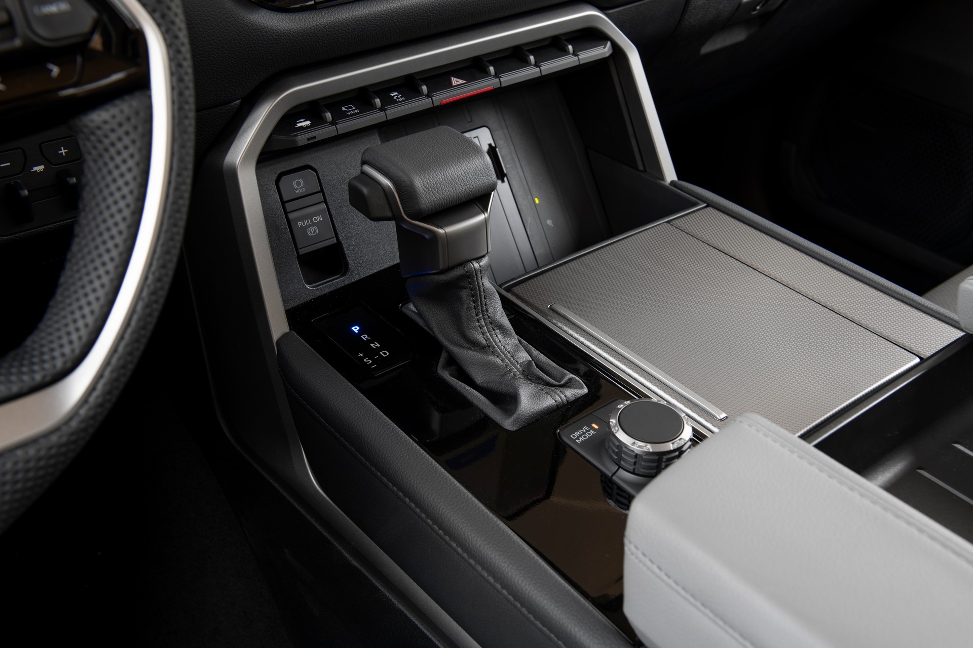 Download 2023 Toyota Sequoia Limited - Interior, Detail HD Wallpaper 1920x1280 #21