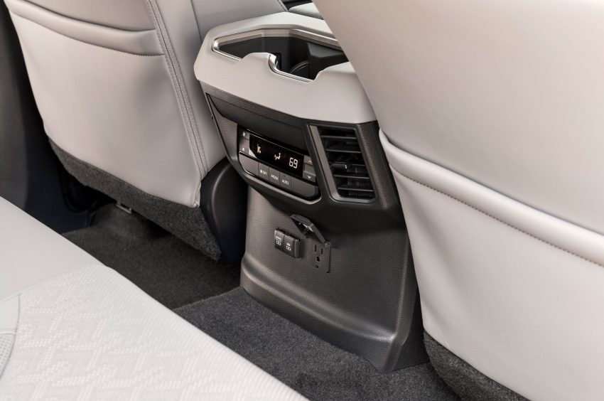 2023 Toyota Sequoia Limited - Interior, Detail Wallpaper 850x564 #29