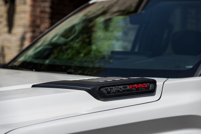 2023 Toyota Sequoia TRD Pro - Detail Wallpaper 850x567 #82