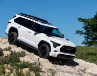 2023 Toyota Sequoia TRD Pro - Front Three-Quarter Wallpaper 190x150