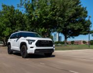 2023 Toyota Sequoia TRD Pro - Front Three-Quarter Wallpaper 190x150
