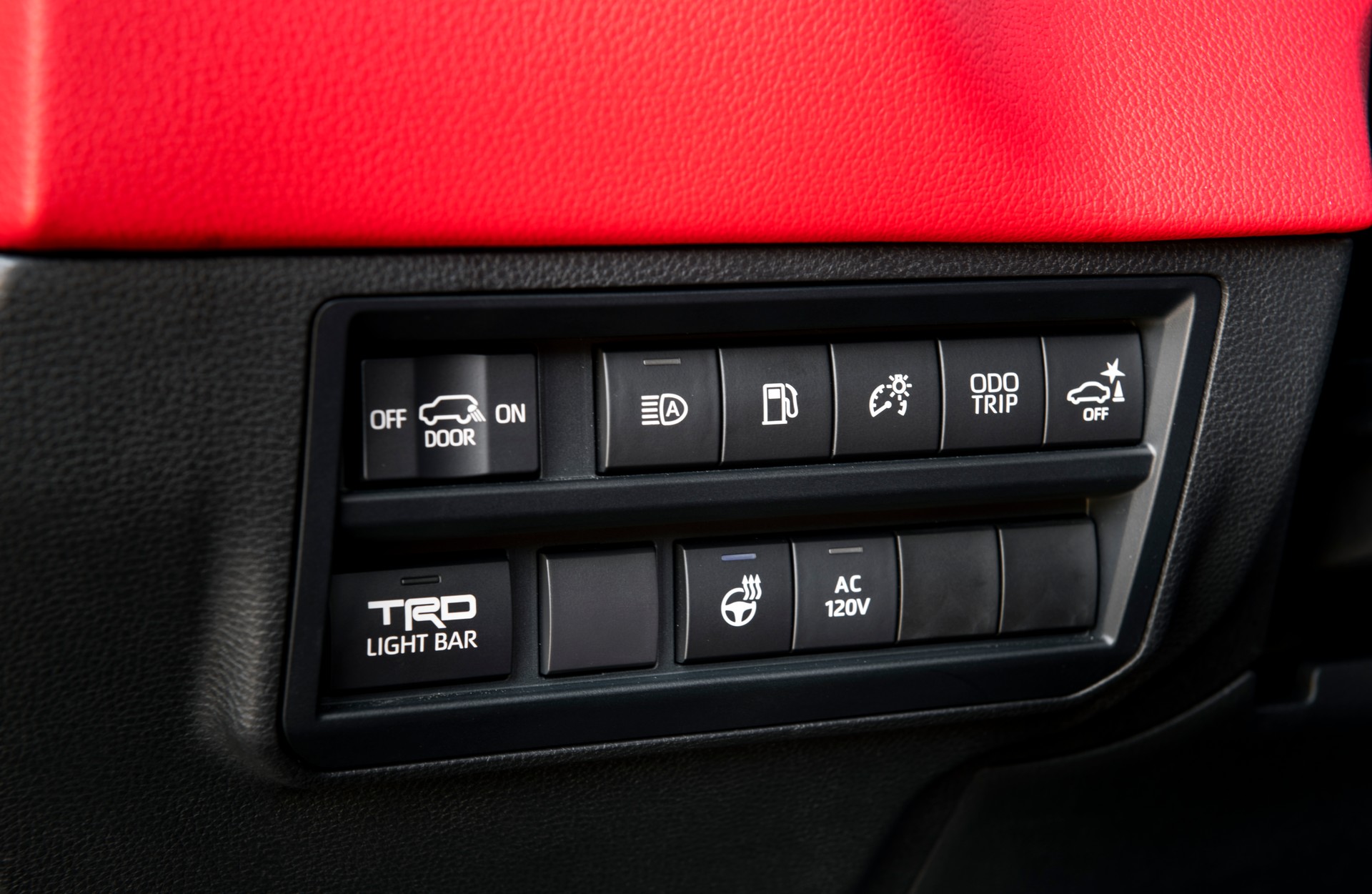 Download 2023 Toyota Sequoia TRD Pro - Interior, Detail HD Wallpaper 1920x1251 #105