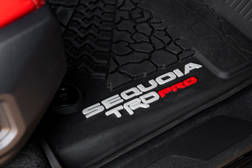 2023 Toyota Sequoia TRD Pro - Interior, Detail Wallpaper 850x567 #106