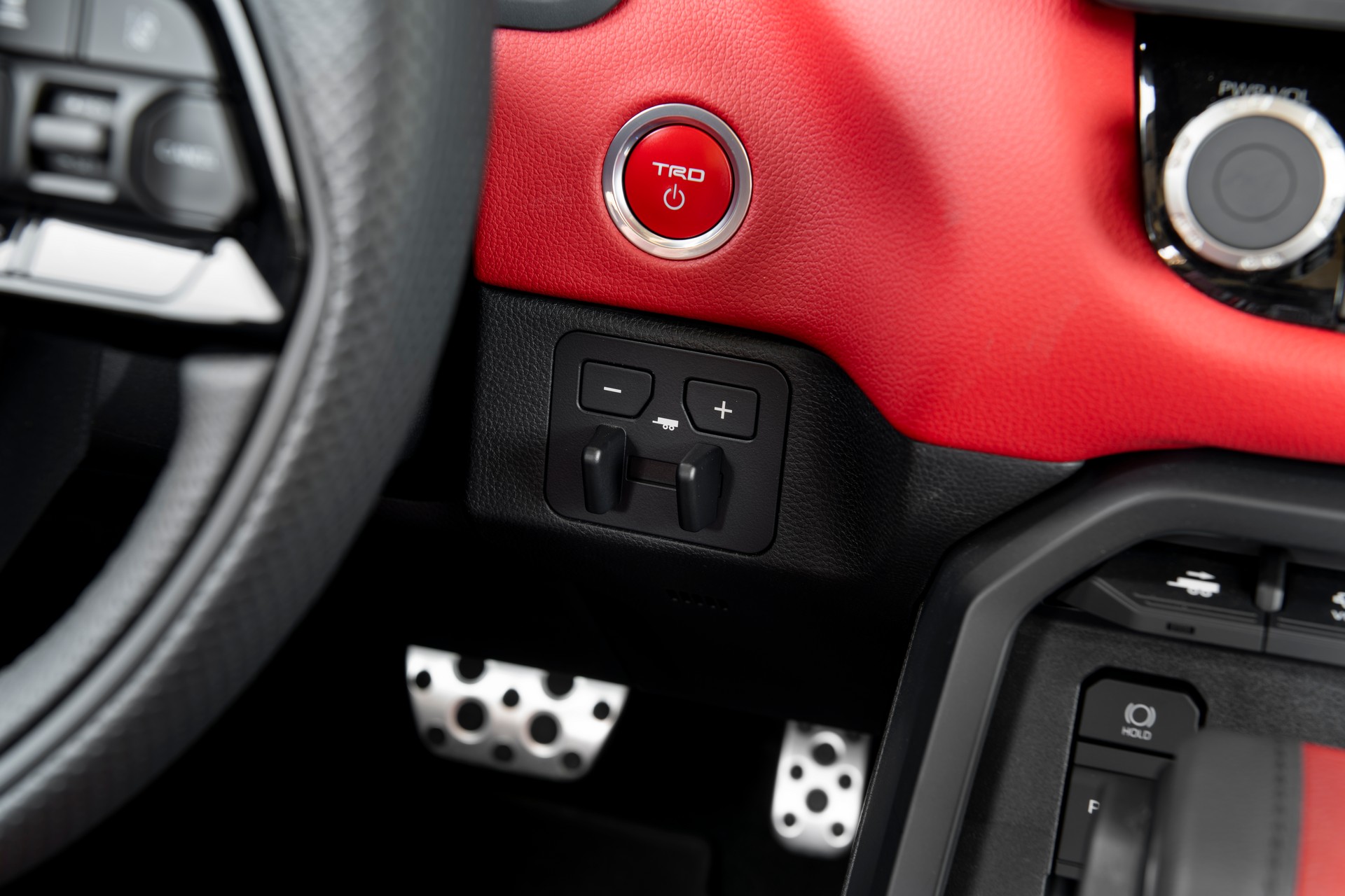 Download 2023 Toyota Sequoia TRD Pro - Interior, Detail HD Wallpaper 1920x1280 #103