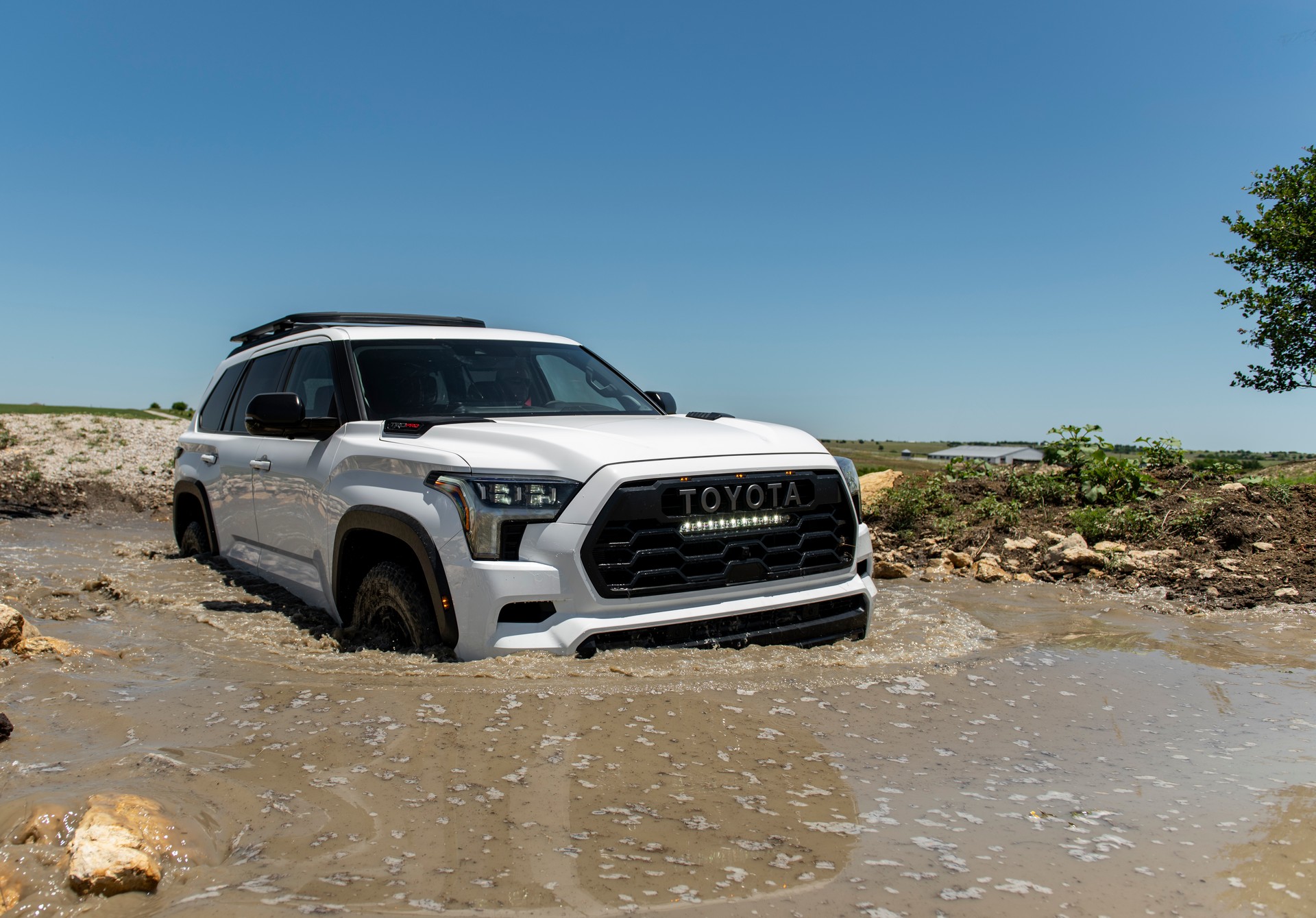 Download 2023 Toyota Sequoia TRD Pro - Off-Road HD Wallpaper 1920x1339 #55