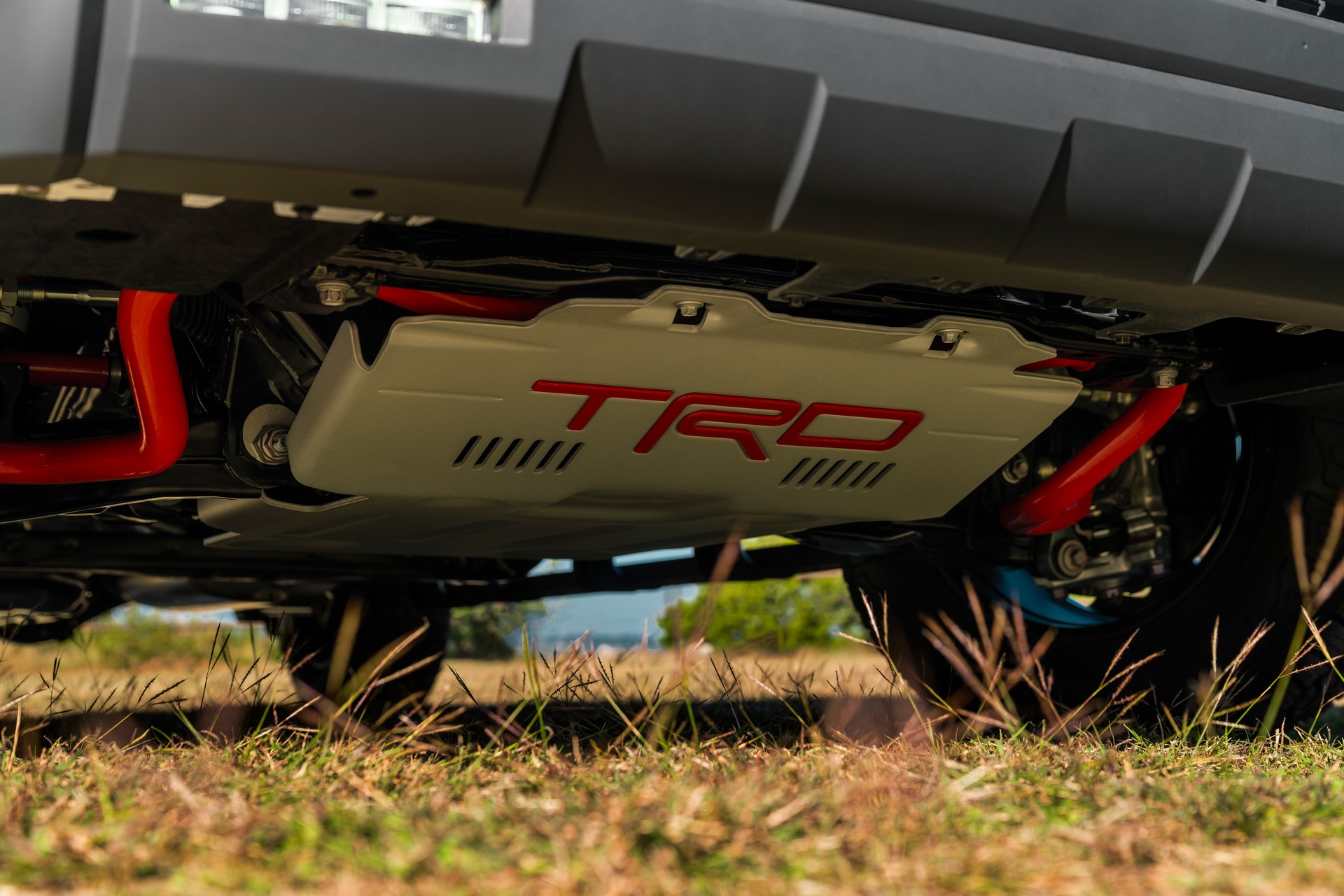Download 2023 Toyota Sequoia TRD Pro - Undercarriage HD Wallpaper 1920x1280 #20