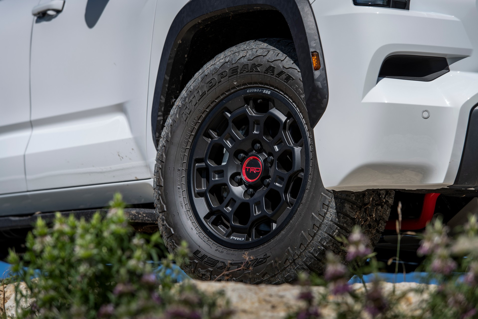 Download 2023 Toyota Sequoia TRD Pro - Wheel HD Wallpaper 1920x1280 #80