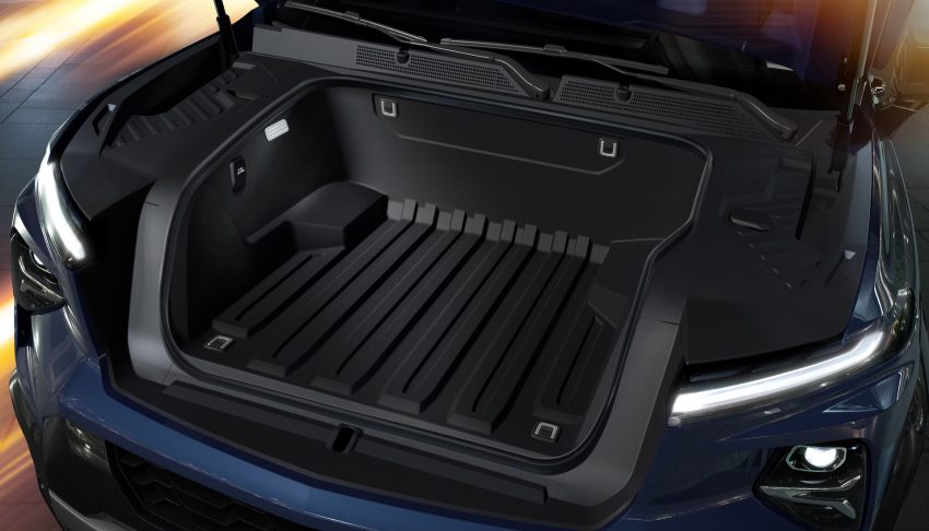 2024 Chevrolet Silverado EV RST - Front Cargo Area Wallpaper 850x486 #10