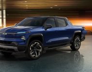 2024 Chevrolet Silverado EV RST - Front Three-Quarter Wallpaper 190x150