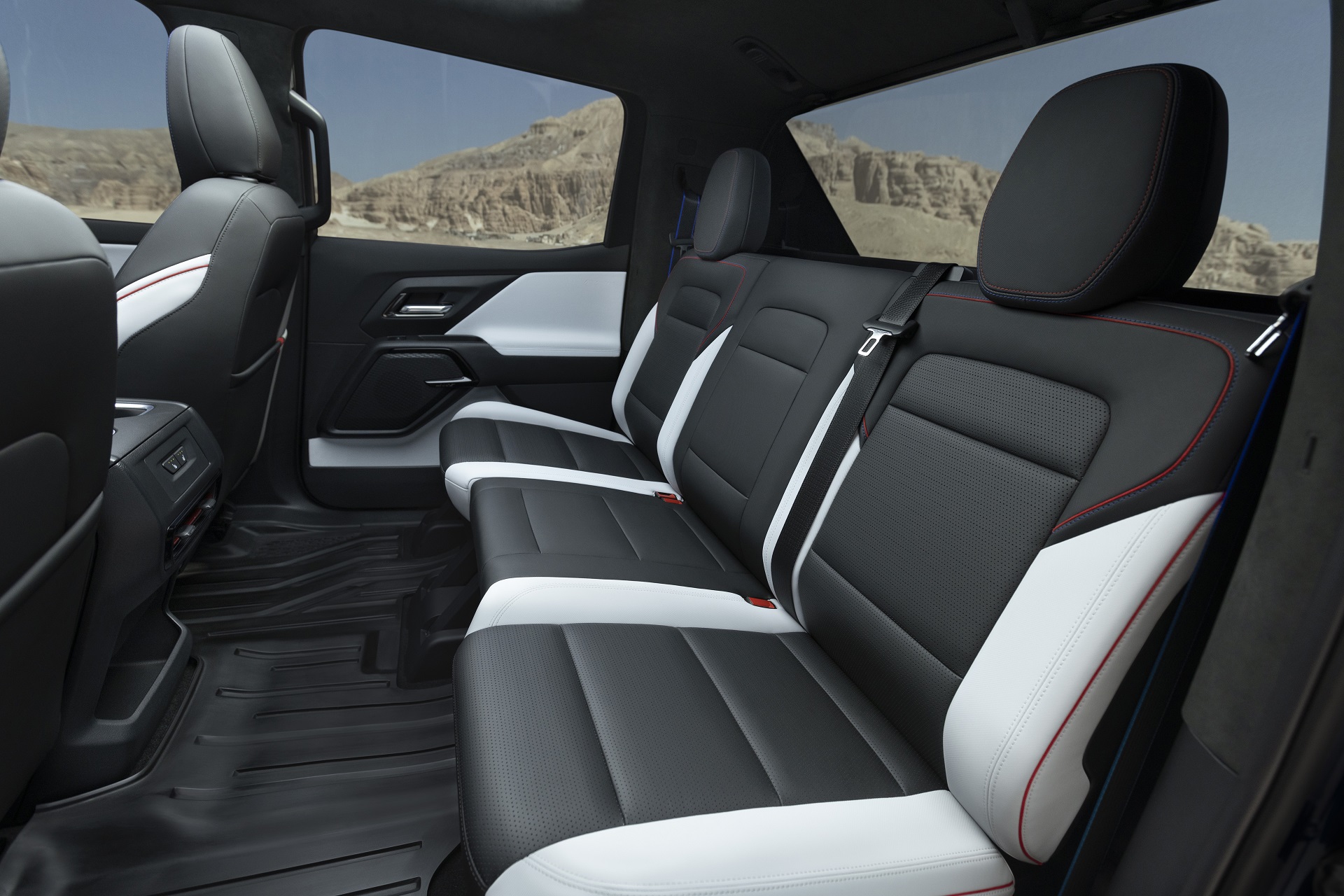 Download 2024 Chevrolet Silverado EV RST - Interior, Rear Seats HD Wallpaper 1920x1280 #38