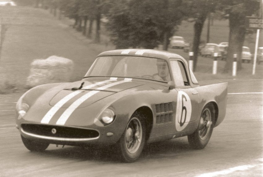 1960 Skoda 1100 OHC Coupe - Front Three-Quarter Wallpaper 850x571 #37