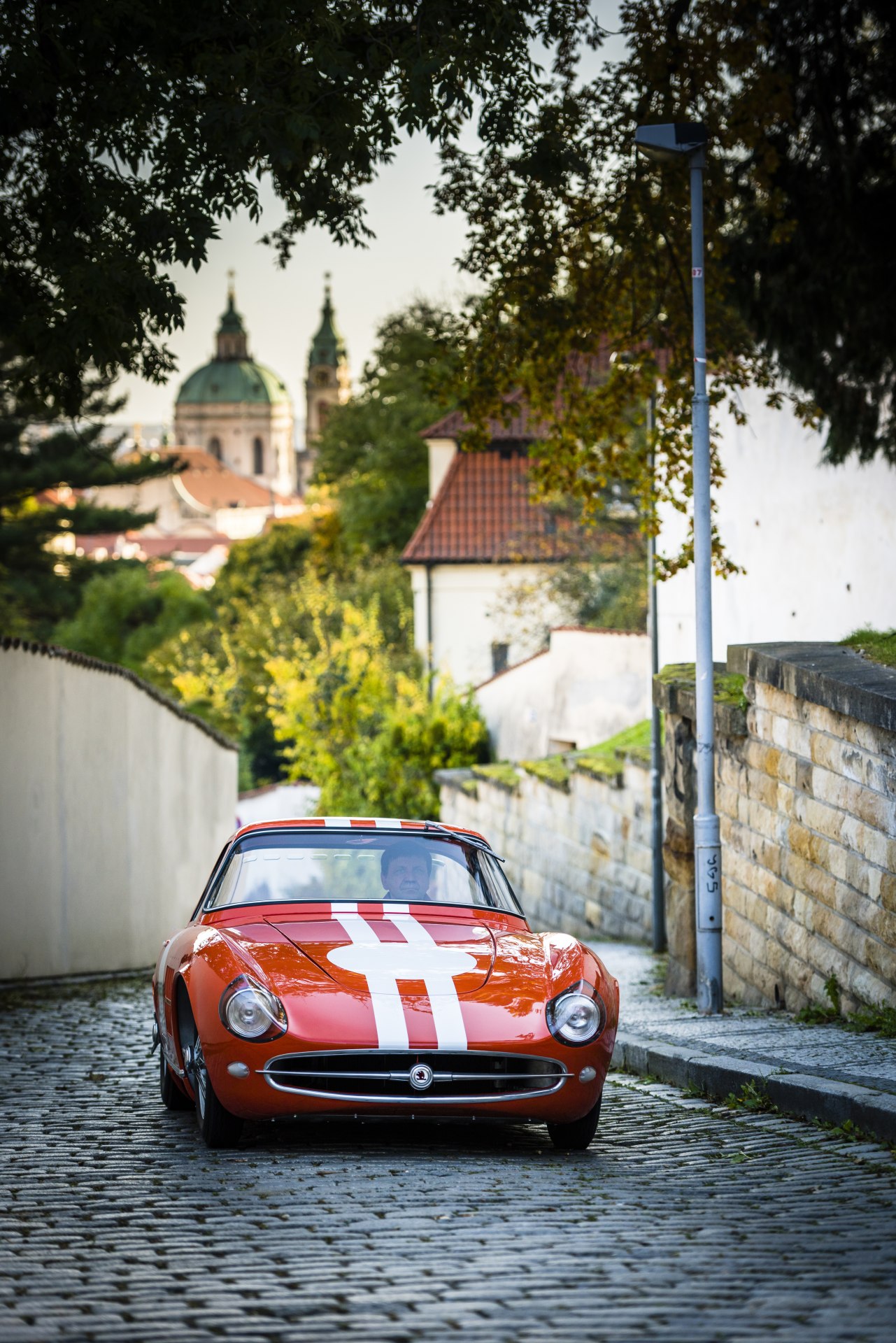 Download 1960 Skoda 1100 OHC Coupe - Front HD Phone Wallpaper 1281x1920 #11