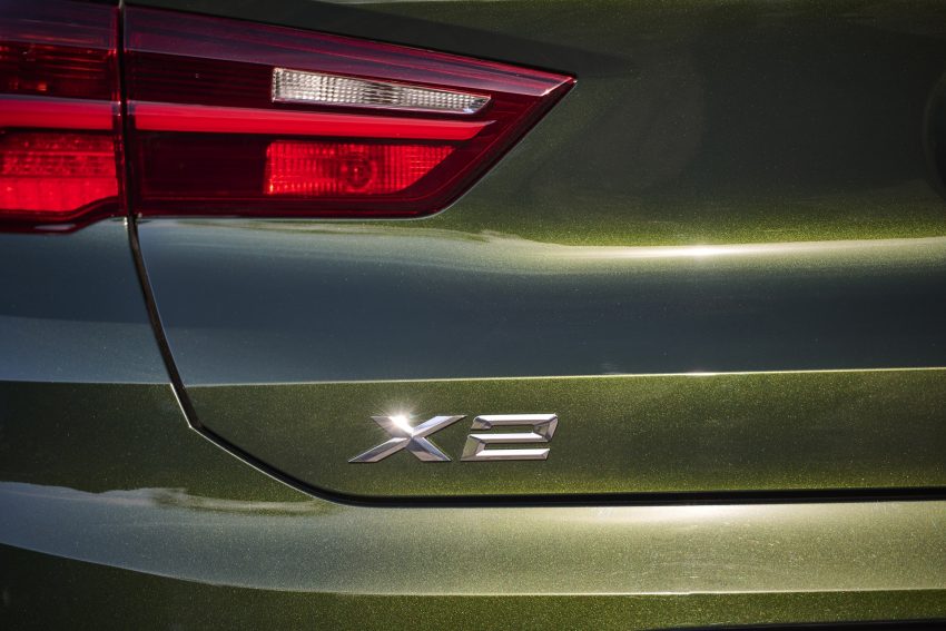 2022 BMW X2 Edition GoldPlay - Detail Wallpaper 850x567 #39