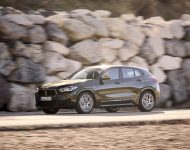 2022 BMW X2 Edition GoldPlay - Front Three-Quarter Wallpaper 190x150