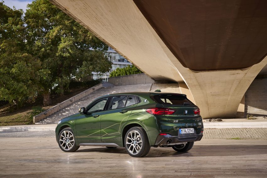 2022 BMW X2 Edition GoldPlay - Rear Three-Quarter Wallpaper 850x567 #24
