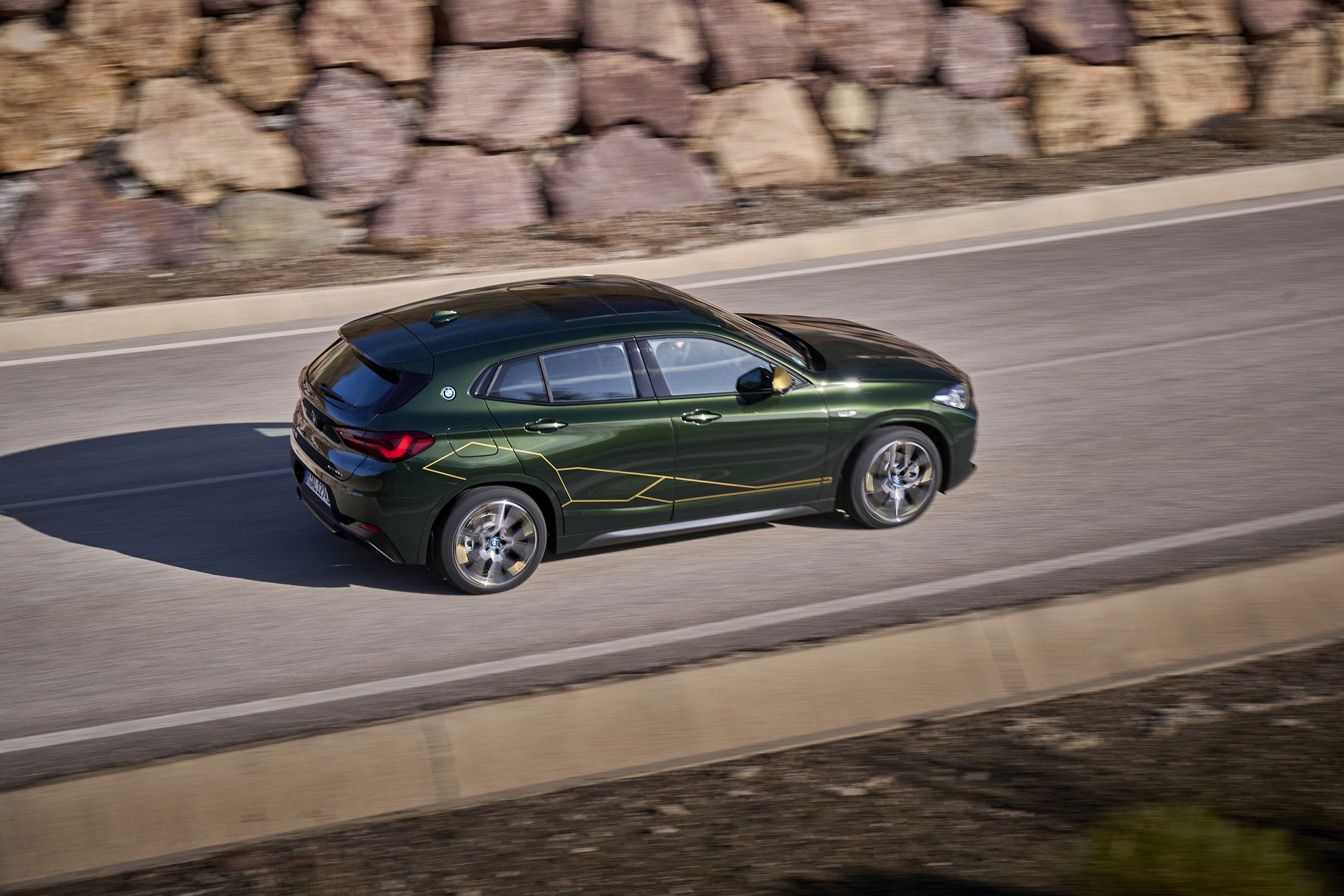 Download 2022 BMW X2 Edition GoldPlay - Top HD Wallpaper 1920x1280 #10