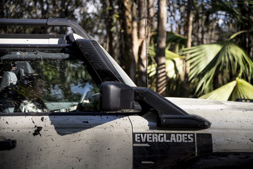 2022 Ford Bronco Everglades Edition - Raised engine air intake Wallpaper 850x567 #22