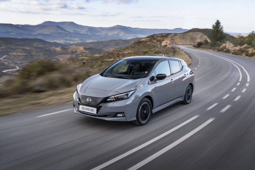 2022 Nissan Leaf - Front Three-Quarter Wallpaper 850x567 #5