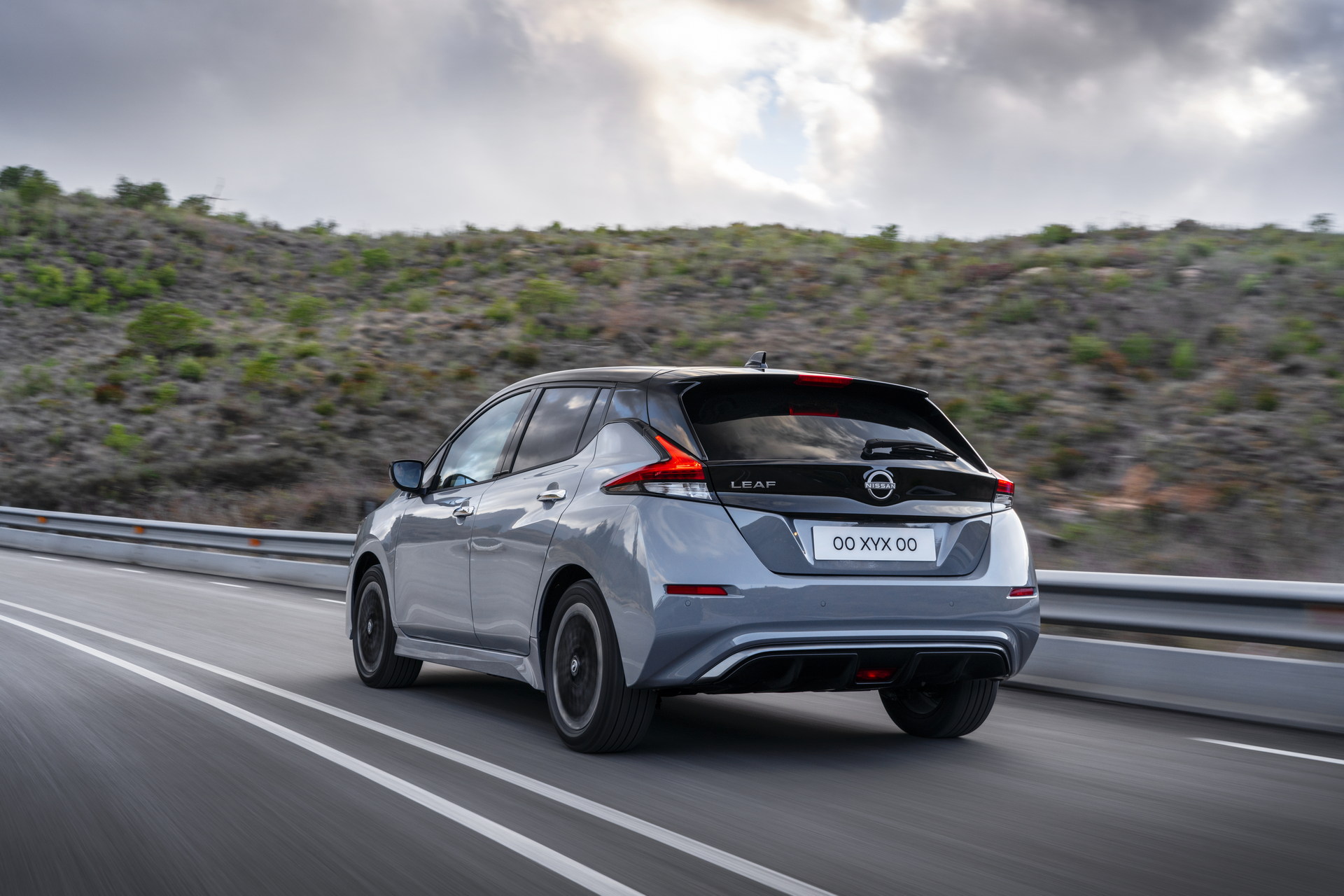 Download 2022 Nissan Leaf - Rear Three-Quarter HD Wallpaper 1920x1280 #18