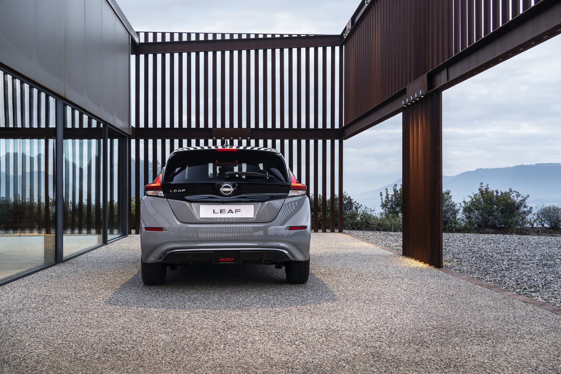 Download 2022 Nissan Leaf - Rear HD Wallpaper 1920x1280 #32