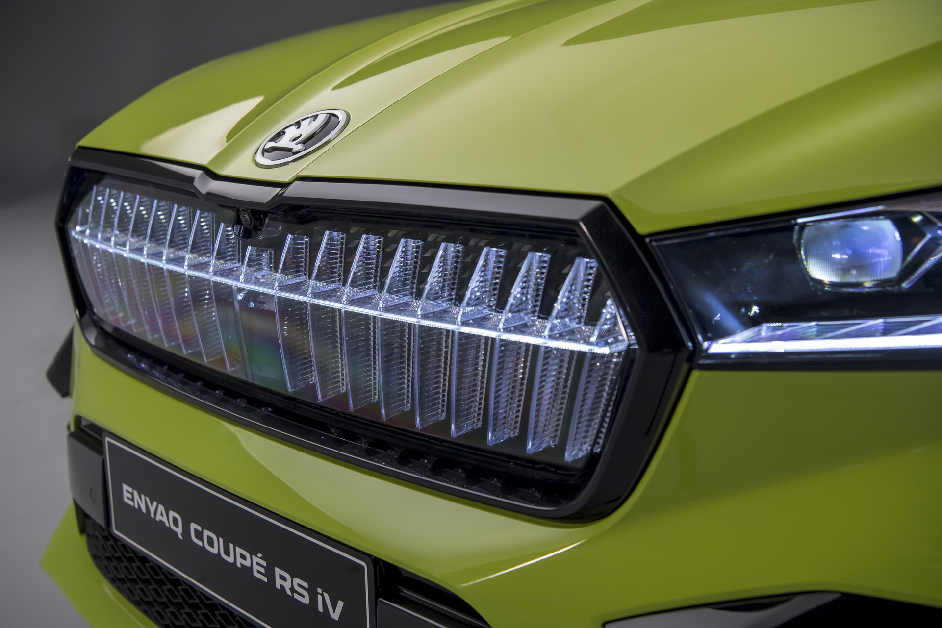 Download 2022 Skoda Enyaq Coupe RS iV - Grille HD Wallpaper 1921x1281 #15