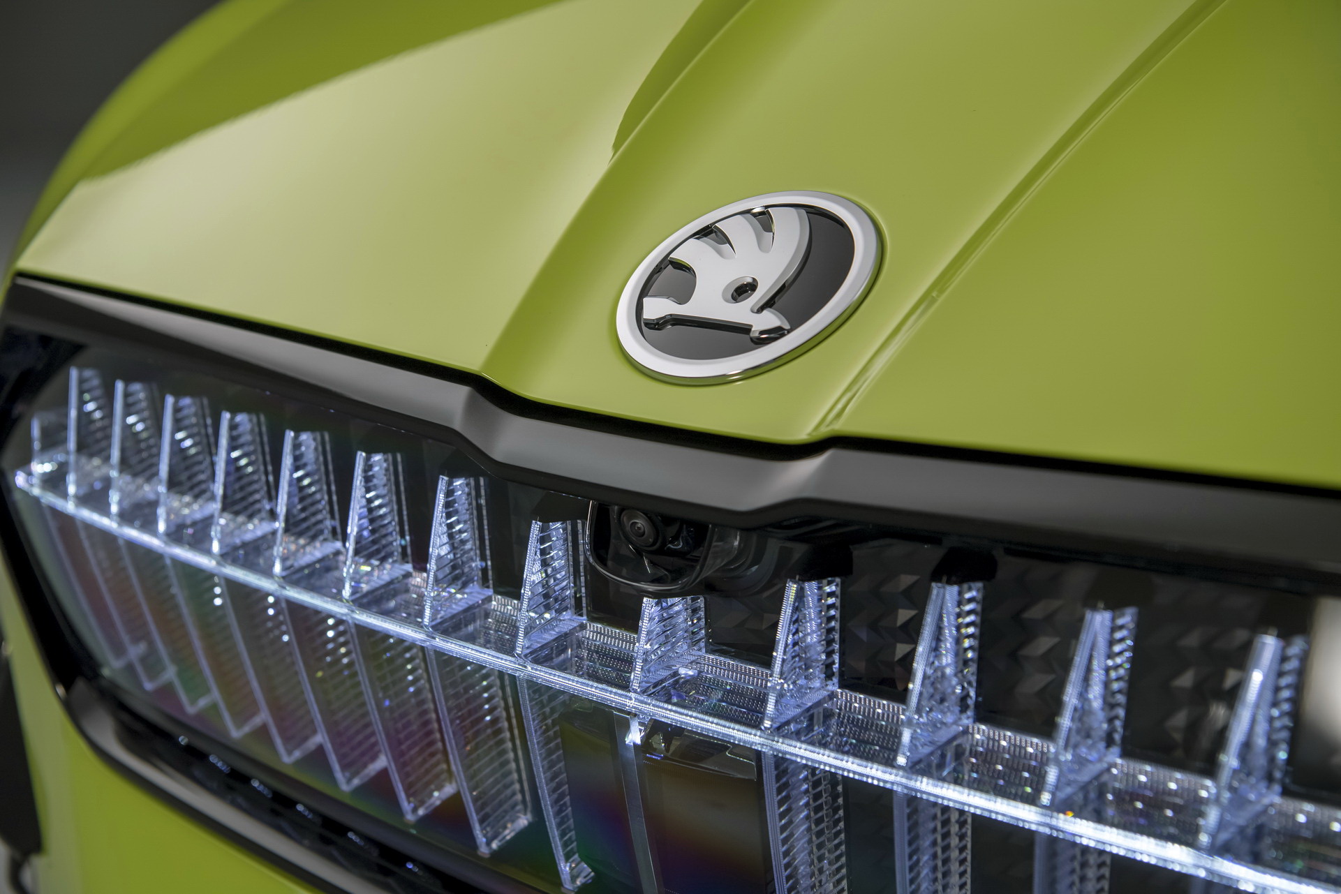 Download 2022 Skoda Enyaq Coupe RS iV - Grille HD Wallpaper 1921x1281 #16