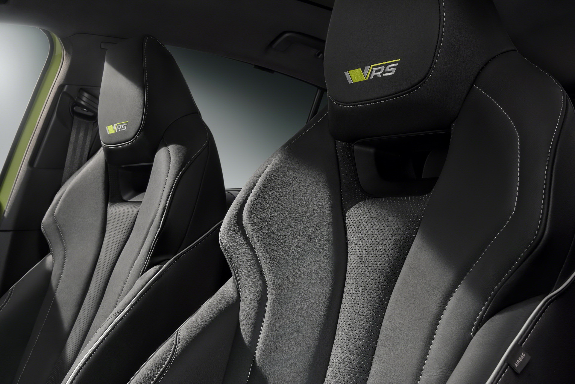 Download 2022 Skoda Enyaq Coupe RS iV - Interior, Front Seats HD Wallpaper 1921x1281 #26