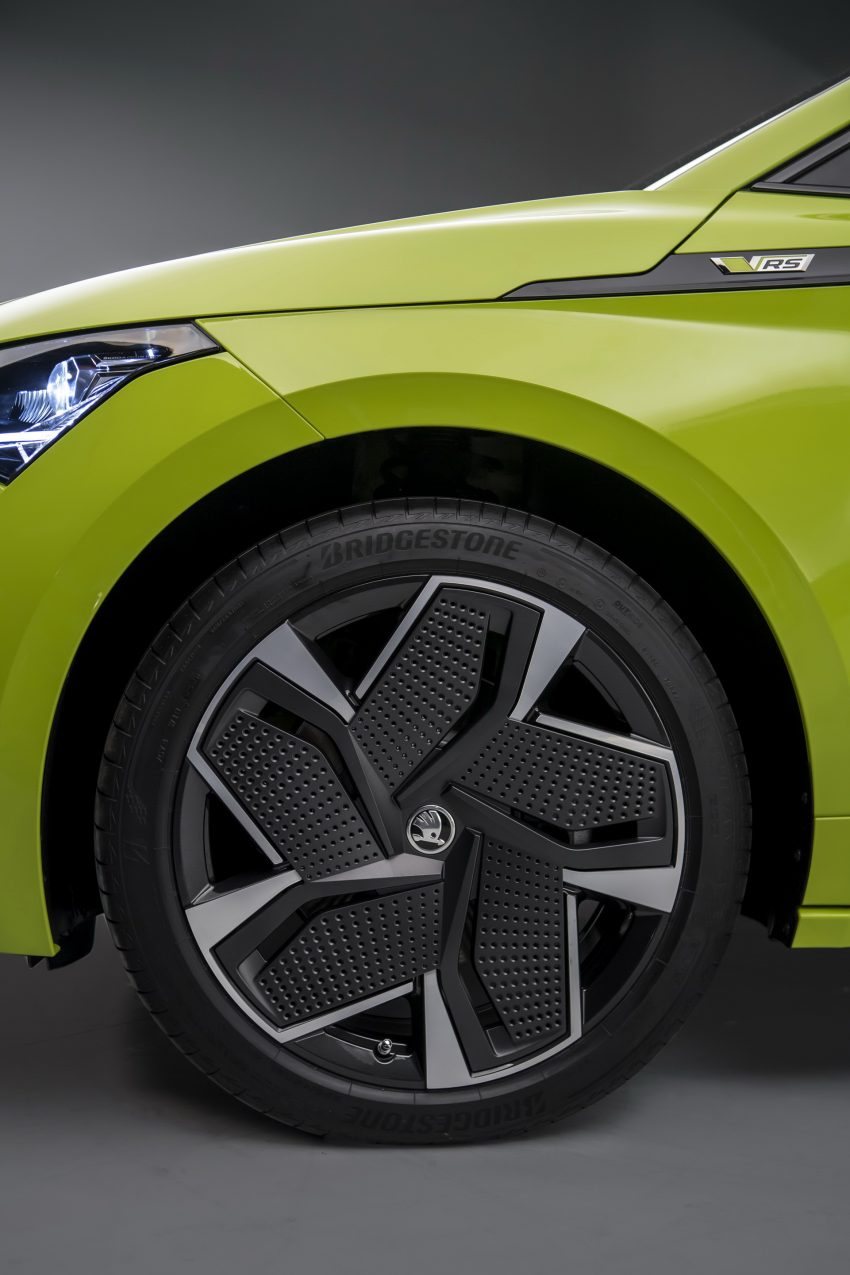 2022 Skoda Enyaq Coupe RS iV - Wheel Phone Wallpaper 850x1275 #20