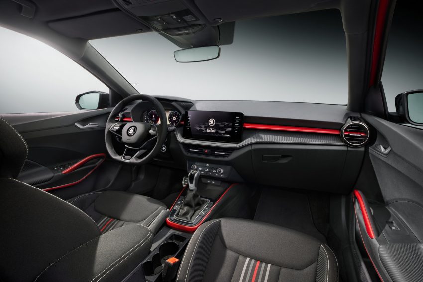 2022 Skoda Fabia Monte Carlo - Interior Wallpaper 850x567 #11