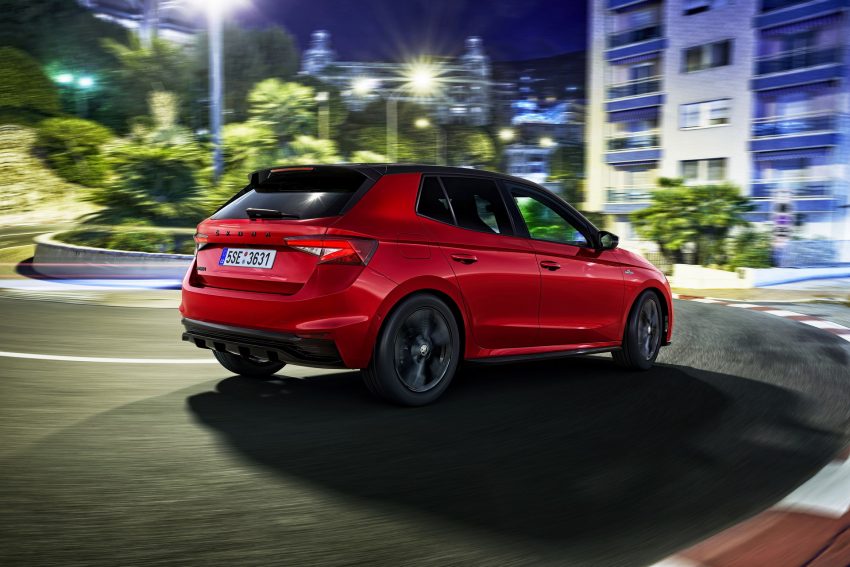 2022 Skoda Fabia Monte Carlo - Rear Three-Quarter Wallpaper 850x567 #3