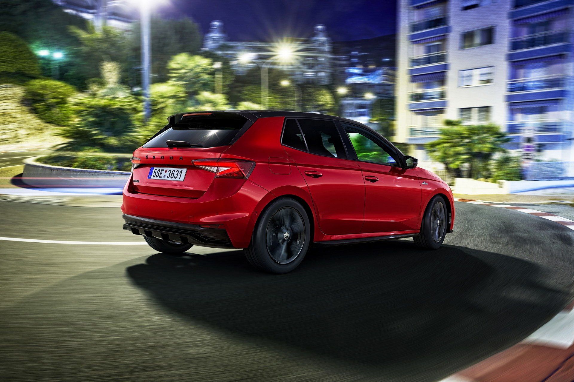 Download 2022 Skoda Fabia Monte Carlo - Rear Three-Quarter HD Wallpaper 1920x1280 #3