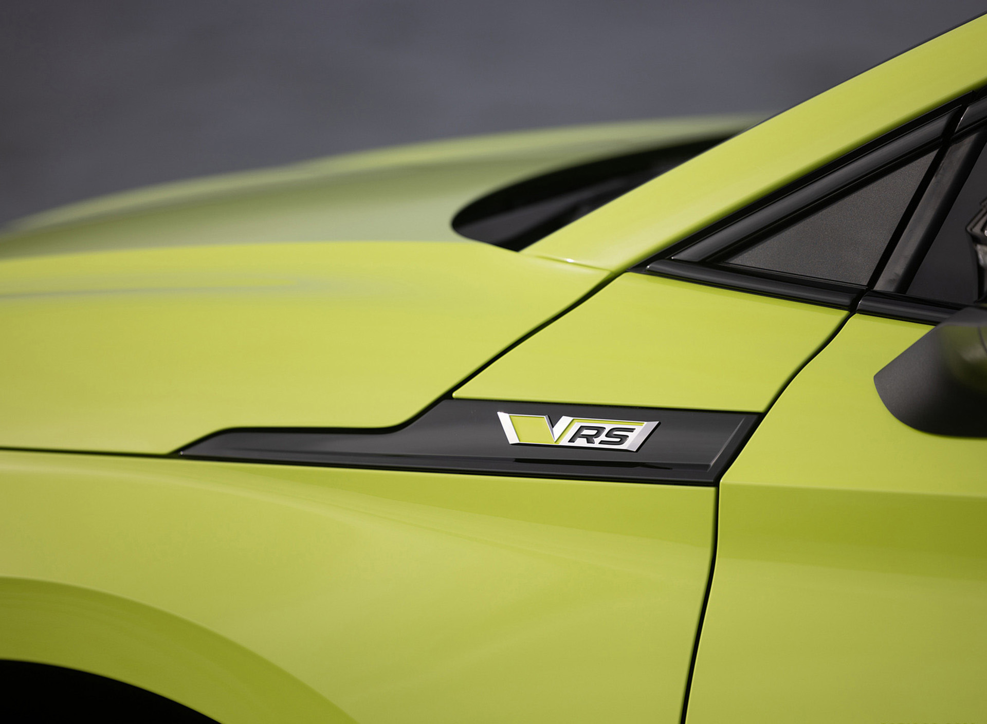 Download 2022 Škoda ENYAQ Coupe RS iV - Badge HD Wallpaper 1920x1409 #102