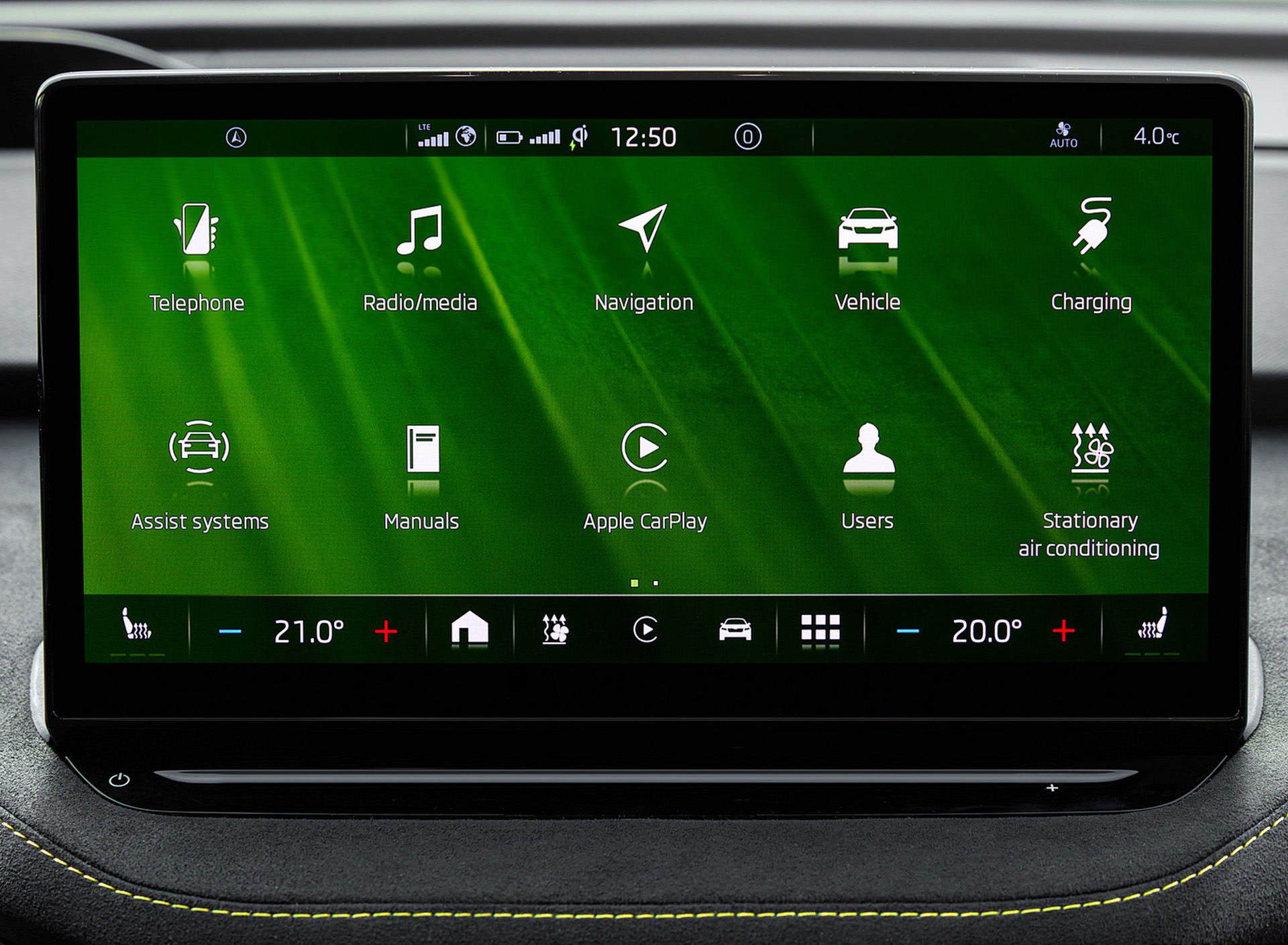 Download 2022 Škoda ENYAQ Coupe RS iV - Central Console HD Wallpaper 1920x1409 #118