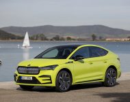 2022 Škoda ENYAQ Coupe RS iV - Front Three-Quarter Wallpaper 190x150