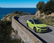 2022 Škoda ENYAQ Coupe RS iV - Front Three-Quarter Wallpaper 190x150