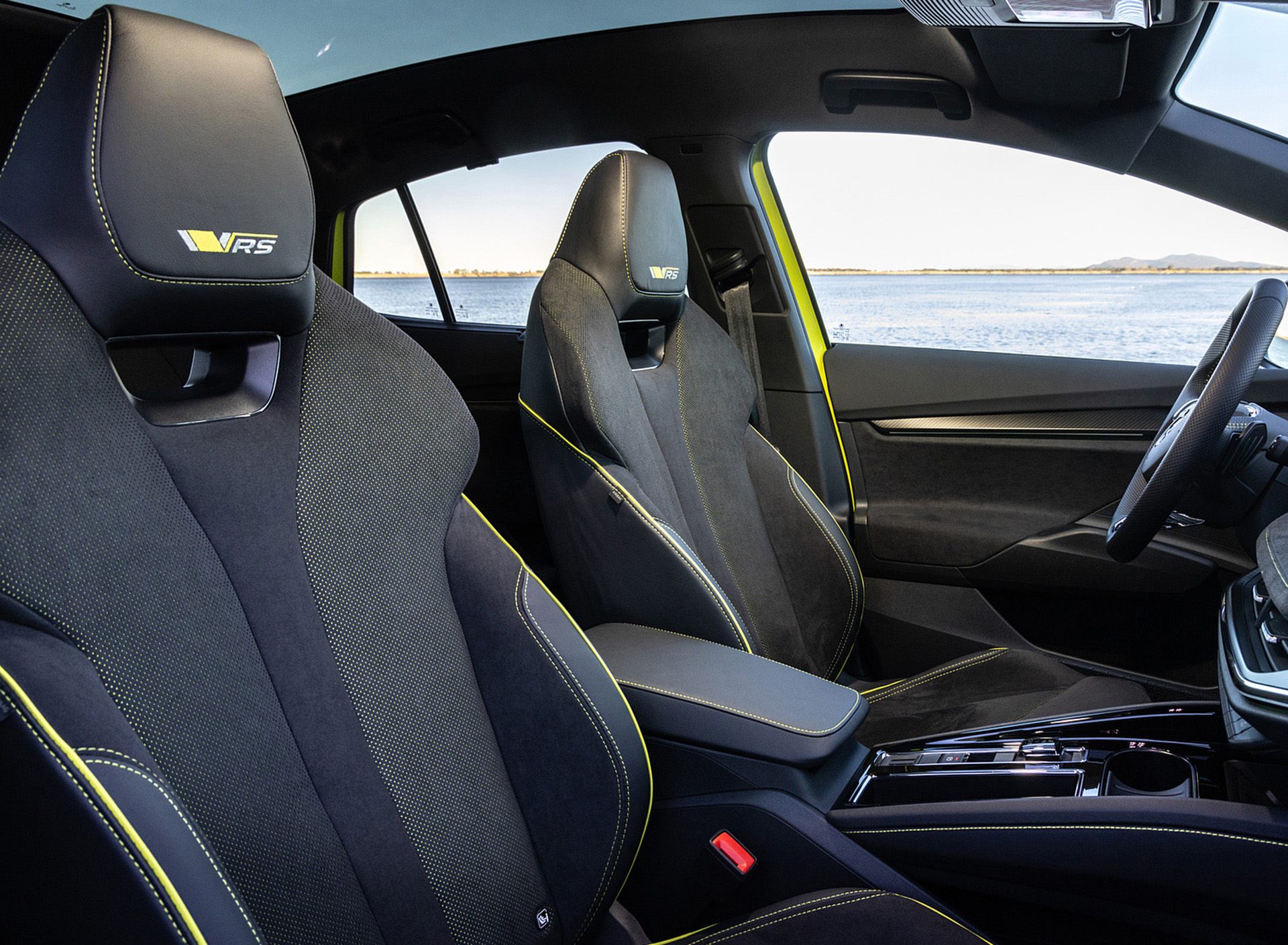 Download 2022 Škoda ENYAQ Coupe RS iV - Interior, Front Seats HD Wallpaper 1920x1409 #131