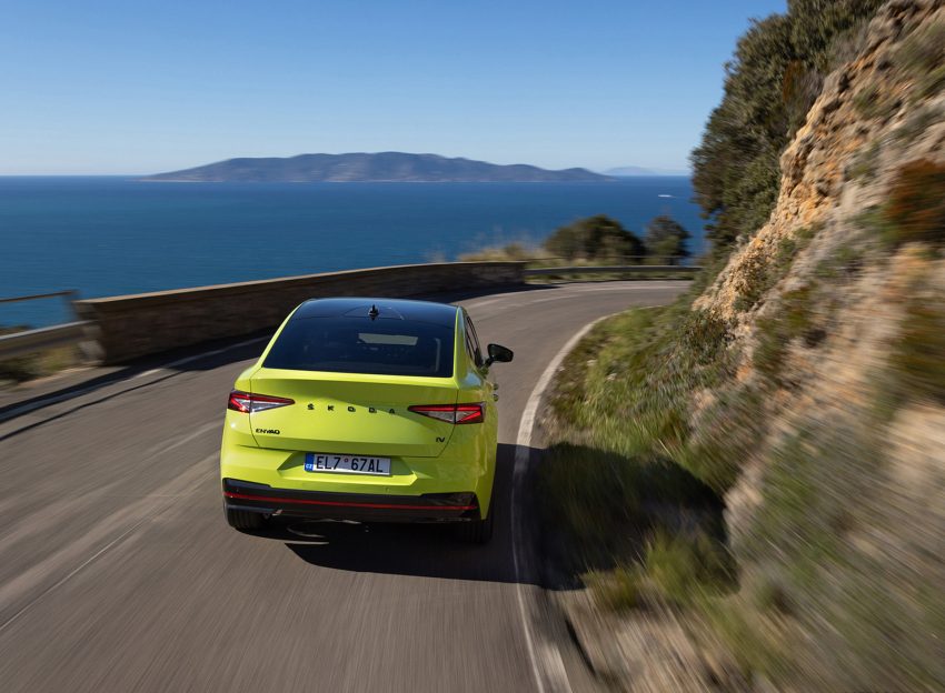 2022 Škoda ENYAQ Coupe RS iV - Rear Wallpaper 850x624 #46