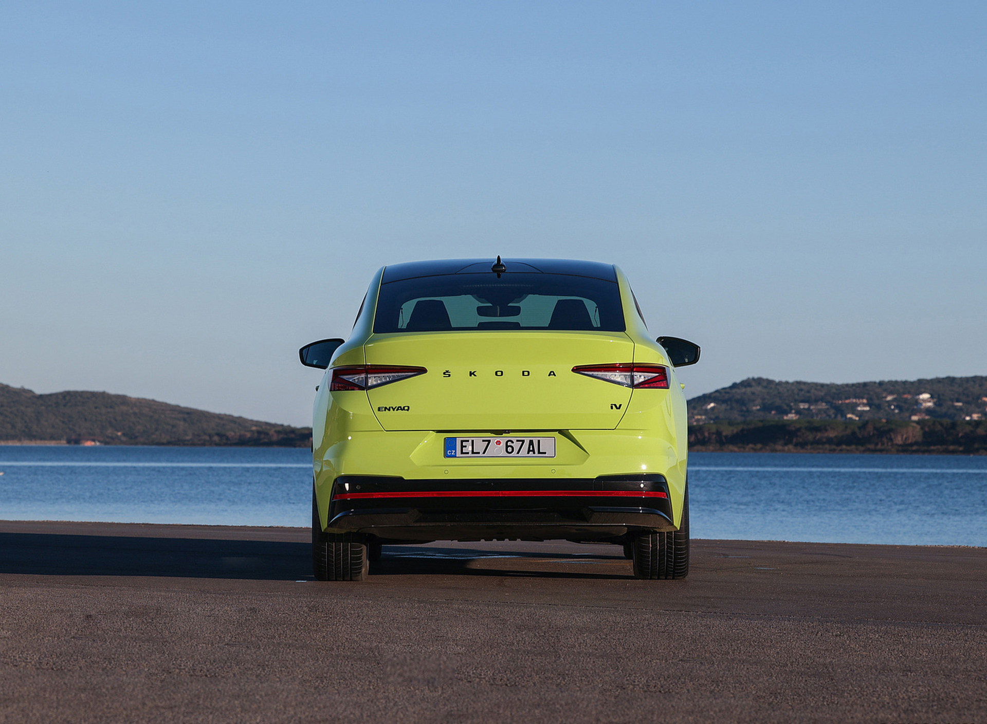 Download 2022 Škoda ENYAQ Coupe RS iV - Rear HD Wallpaper 1920x1409 #71