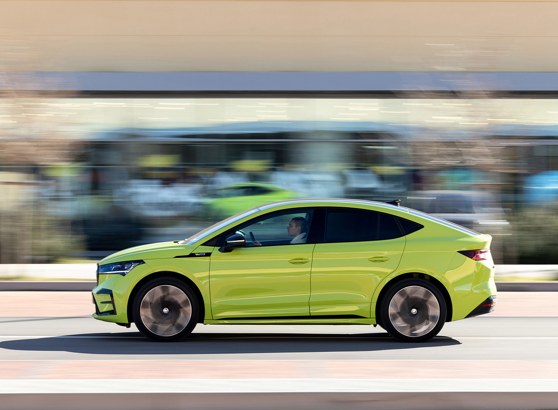 Download 2022 Škoda ENYAQ Coupe RS iV - Side HD Wallpaper 1920x1409 #51