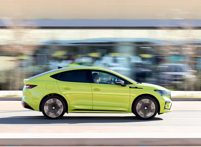 2022 Škoda ENYAQ Coupe RS iV - Side Wallpaper 850x624 #52