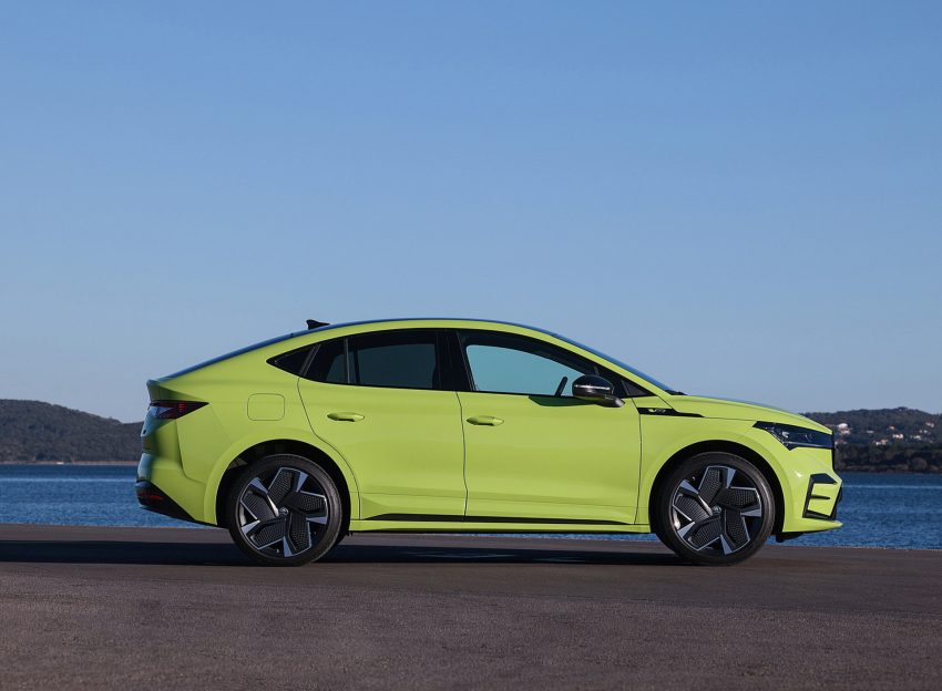 2022 Škoda ENYAQ Coupe RS iV - Side Wallpaper 850x624 #73